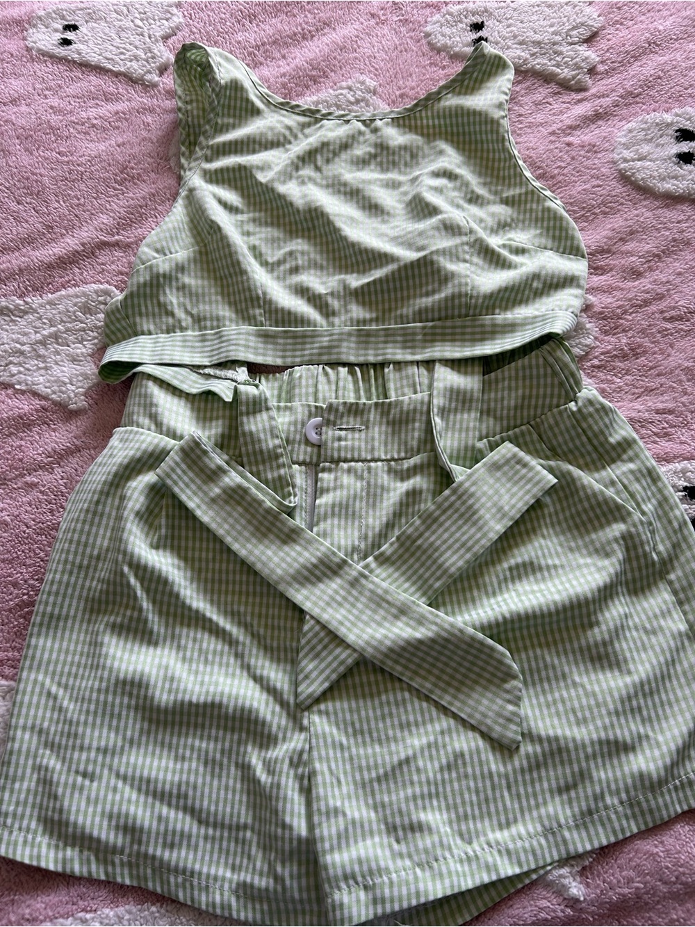 Gingham High-Waist Capris in Light Green